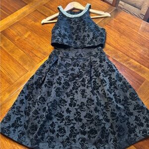 Francesca's Collections Black Floral Dress